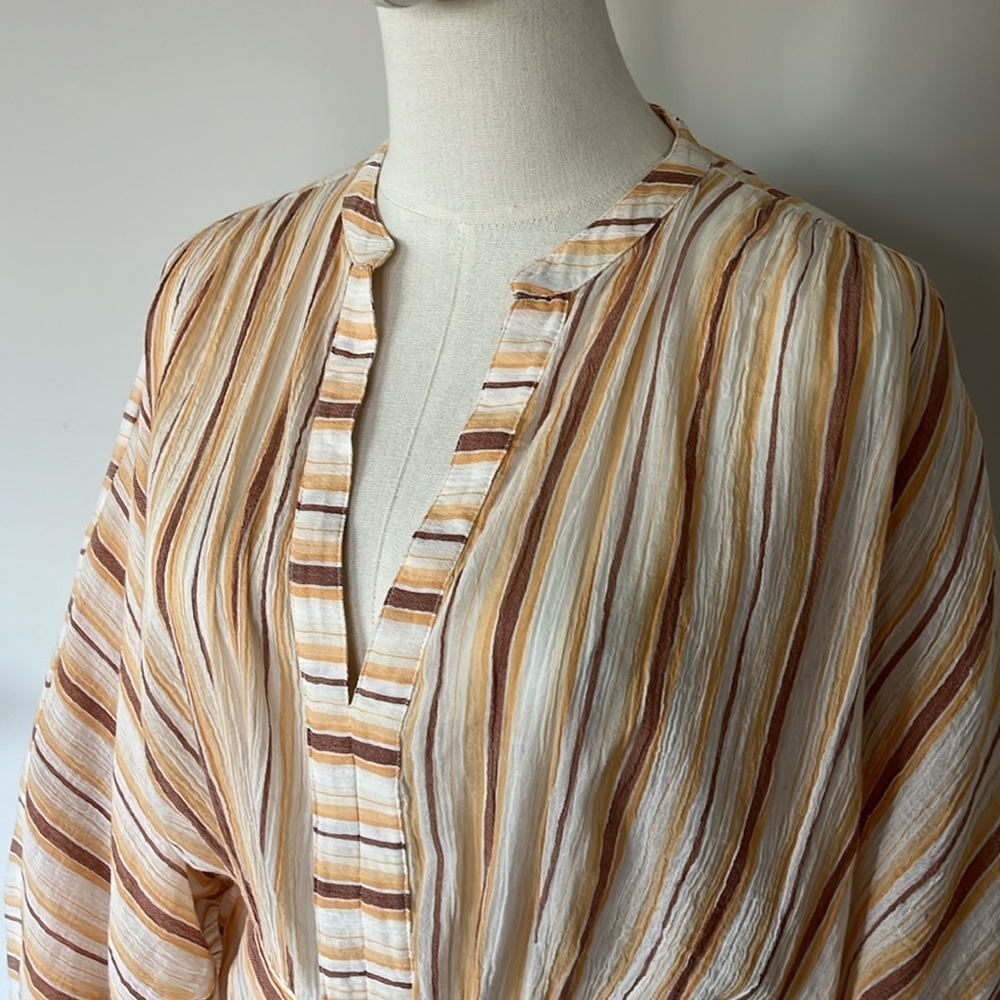 Anthropologie Tie Front Blouse Neutral Motif Batwing Sleeve Oversized Top Size S - Picture 6 of 12
